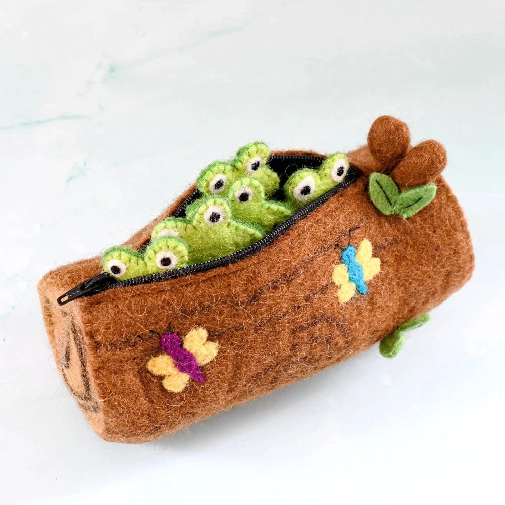 TARA TREASURES FELT 5 LITTLE SPECKLED FROGS WITH LOG BAG