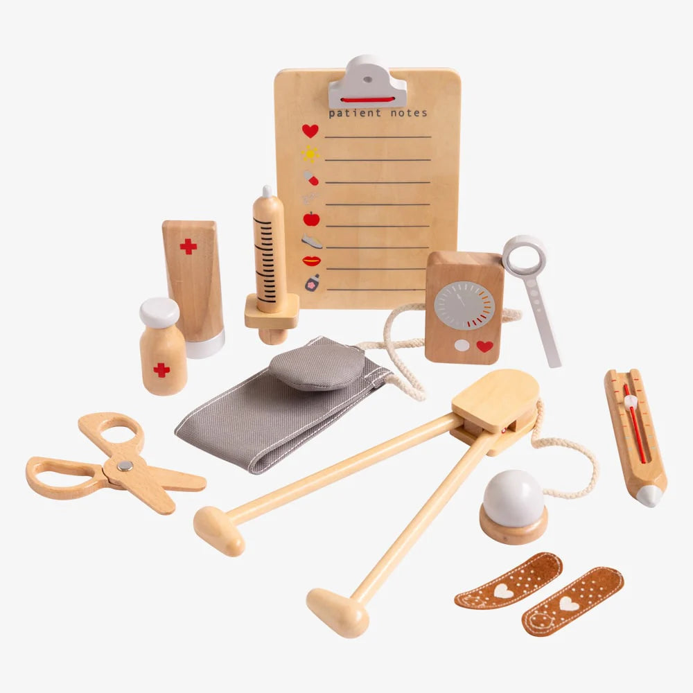MAKE ME ICONIC DOCTORS KIT 11 PIECE SET