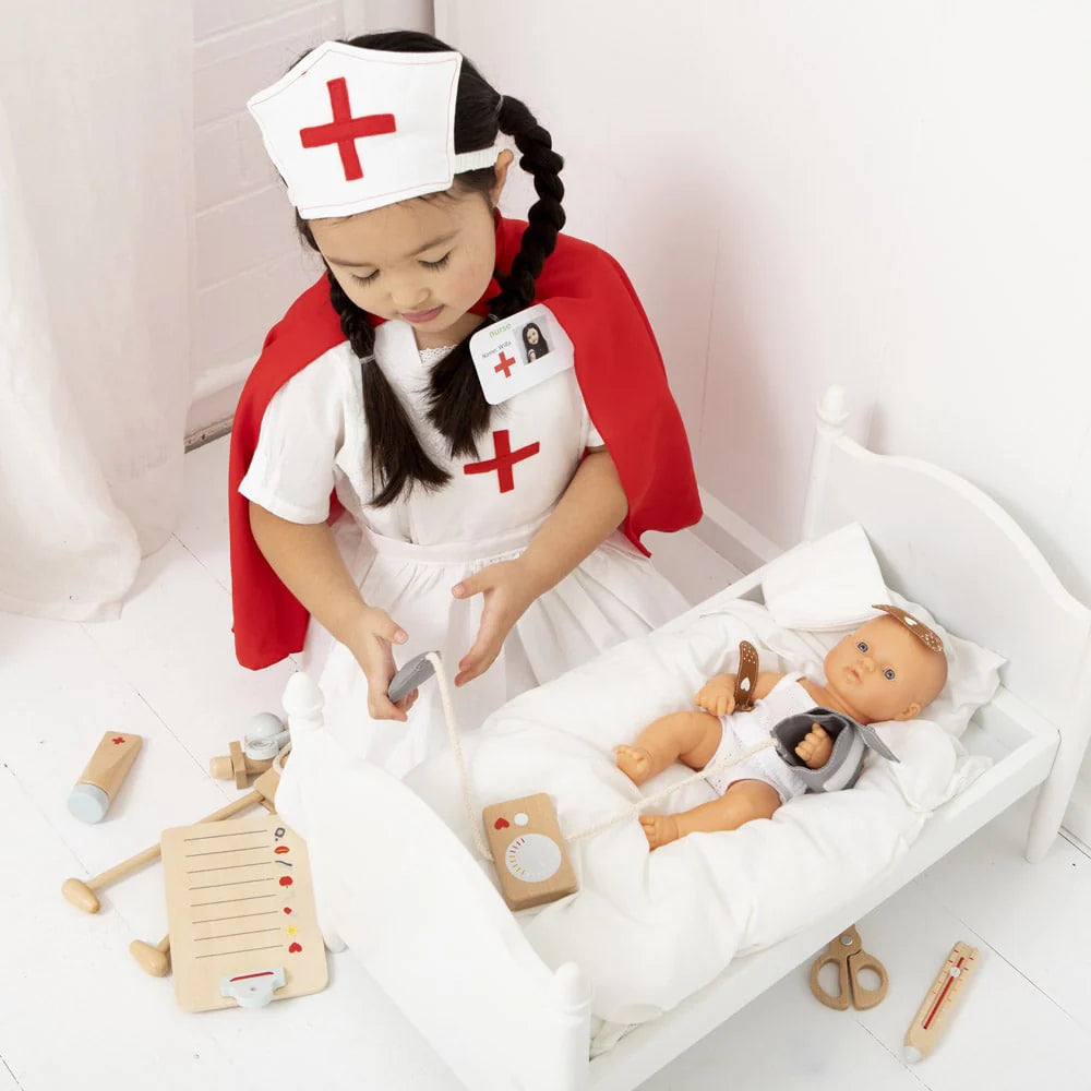 MAKE ME ICONIC DOCTORS KIT 11 PIECE SET