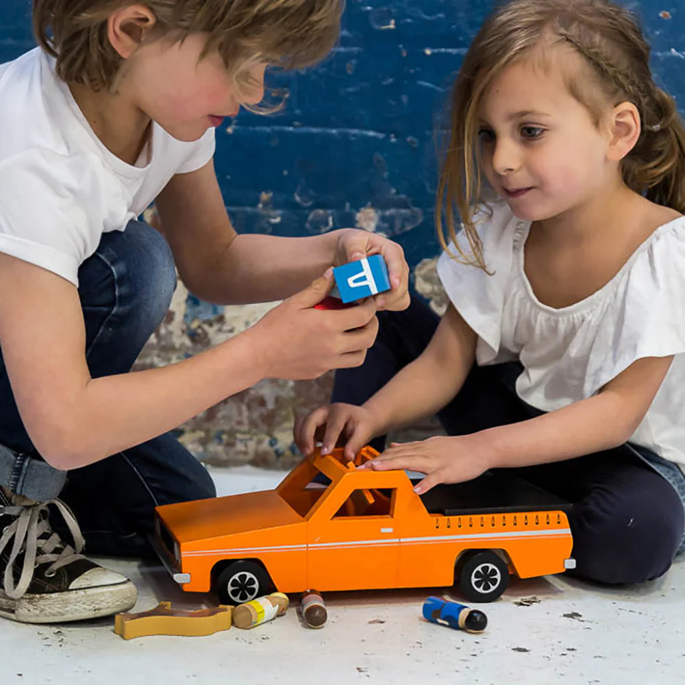 MAKE ME ICONIC TOY UTE