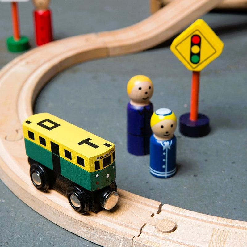 MAKE ME ICONIC TOY MINI MELBOURNE TRAM