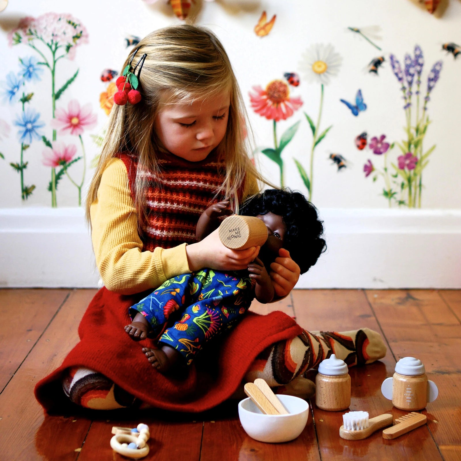 MAKE ME ICONIC DOLL ACCESSORIES 11 PIECE SET
