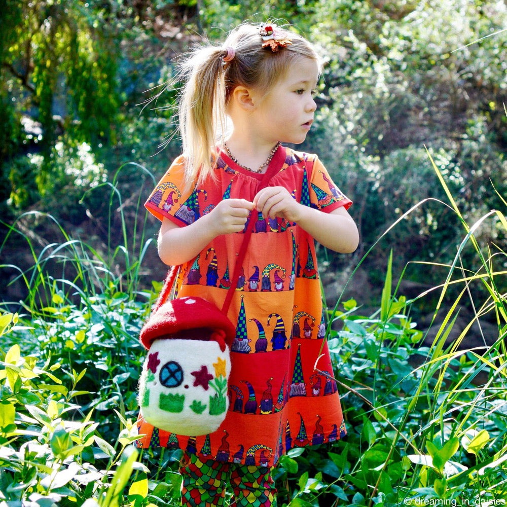 TARA TREASURES FELT MUSHROOM TOADSTOOL BAG