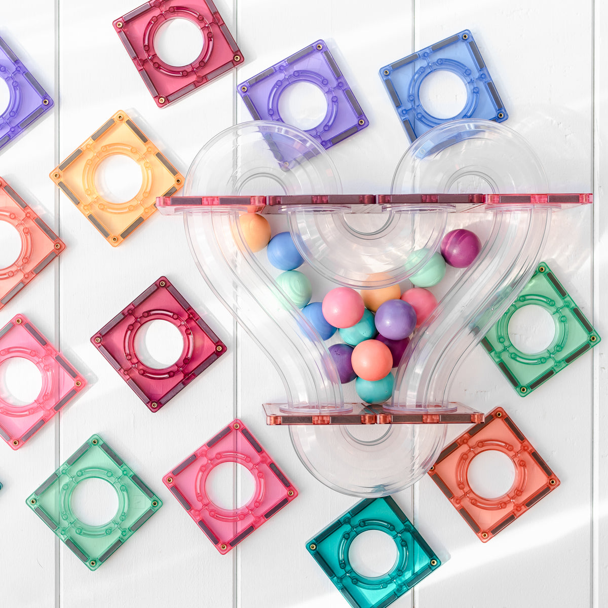 CONNETIX MAGNETIC TILES 106 PIECE PASTEL BALL RUN